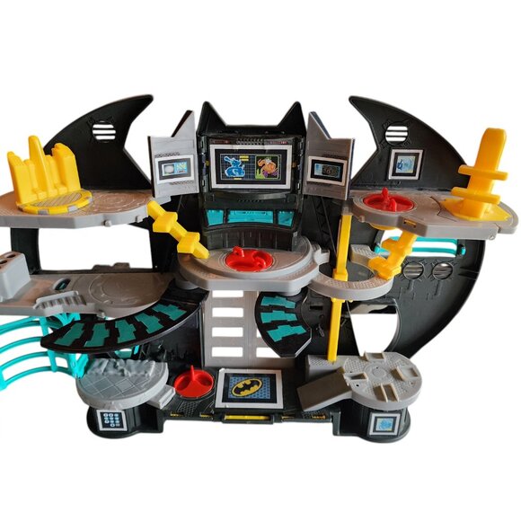 Fisher Price Imaginext DC Batcave Playset - Picture 2 of 5